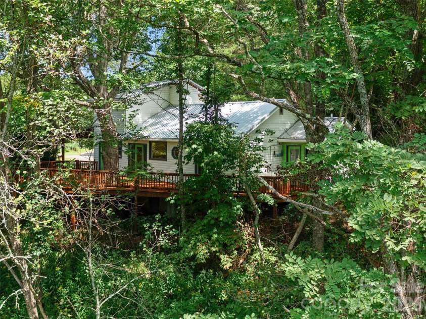 1896 State Hwy 80 S None, Burnsville, NC 28714.  MLS# CAR4389754, YatesRealty ID 28798. 