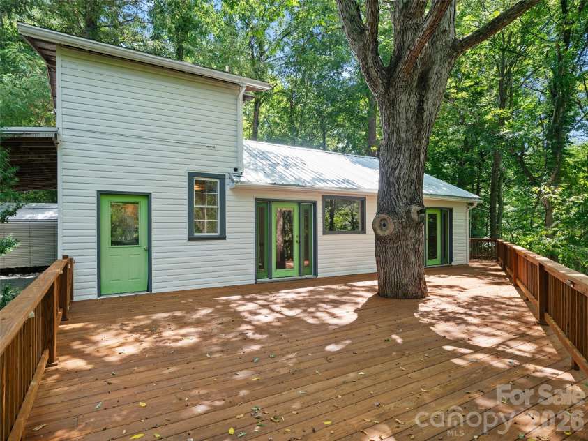 1896 State Hwy 80 S None, Burnsville, NC 28714.  MLS# CAR4389754, YatesRealty ID 28798. Side/Back Deck