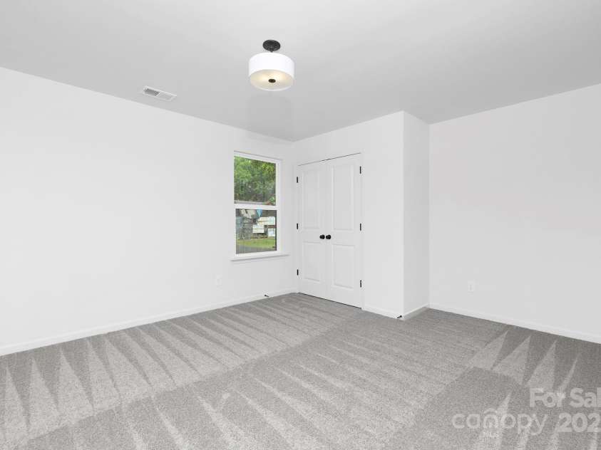 428 Clay Street, Mooresville, NC 28115.  MLS# CAR4267174, YatesRealty ID 28799. 