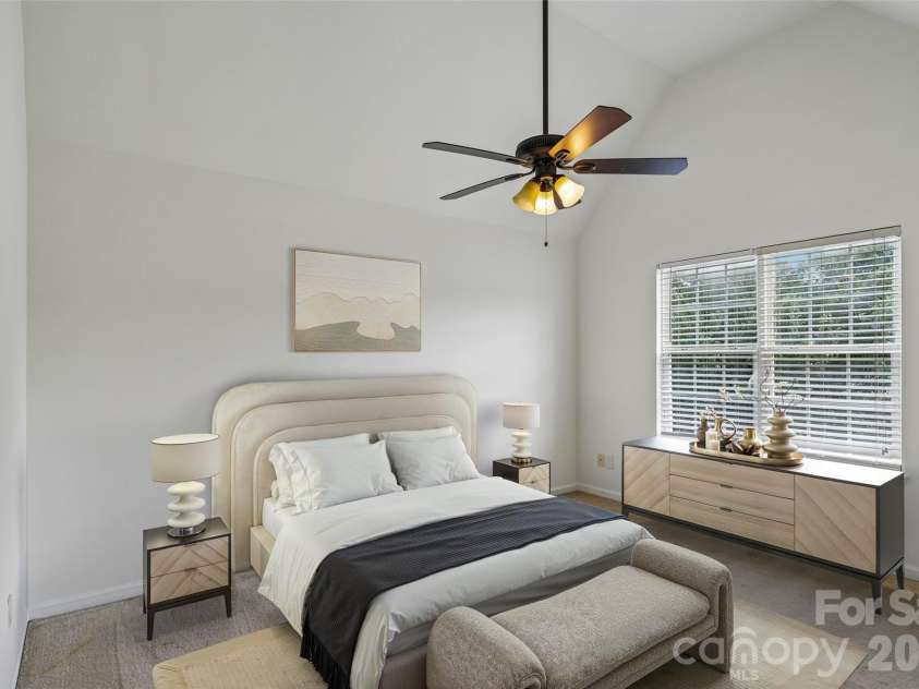 9621 Rothman Lane, Charlotte, NC 28215.  MLS# CAR4381784, YatesRealty ID 28799. 