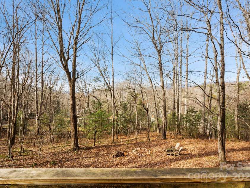 23 Hunting Lodge Drive, Black Mountain, NC 28711.  MLS# CAR4268243, YatesRealty ID 2880. 