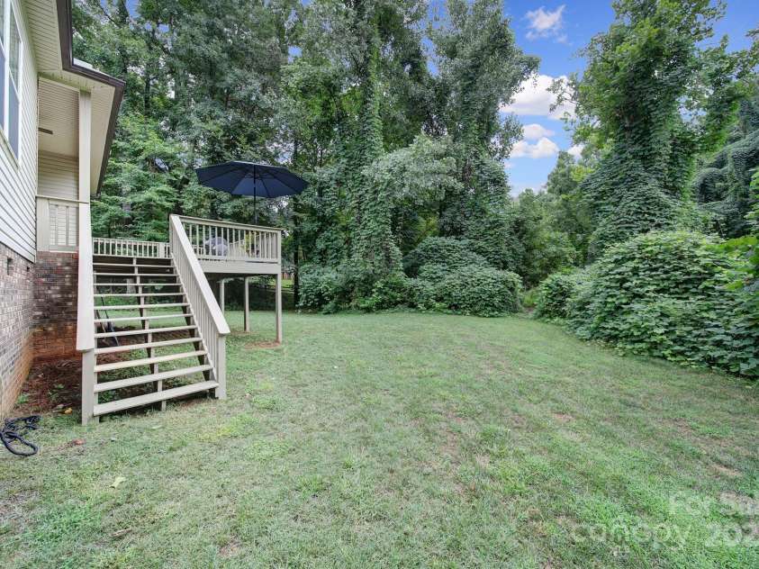 910 Pine Knoll Road, Fort Mill, SC 29715.  MLS# CAR4287657, YatesRealty ID 2880. 