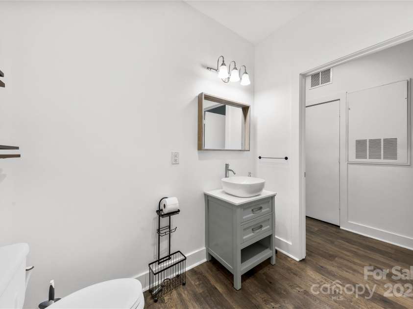 822 Cotton Gin Alley, Davidson, NC 28036.  MLS# CAR4276265, YatesRealty ID 28803. 