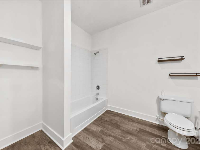 822 Cotton Gin Alley, Davidson, NC 28036.  MLS# CAR4276265, YatesRealty ID 28803. 