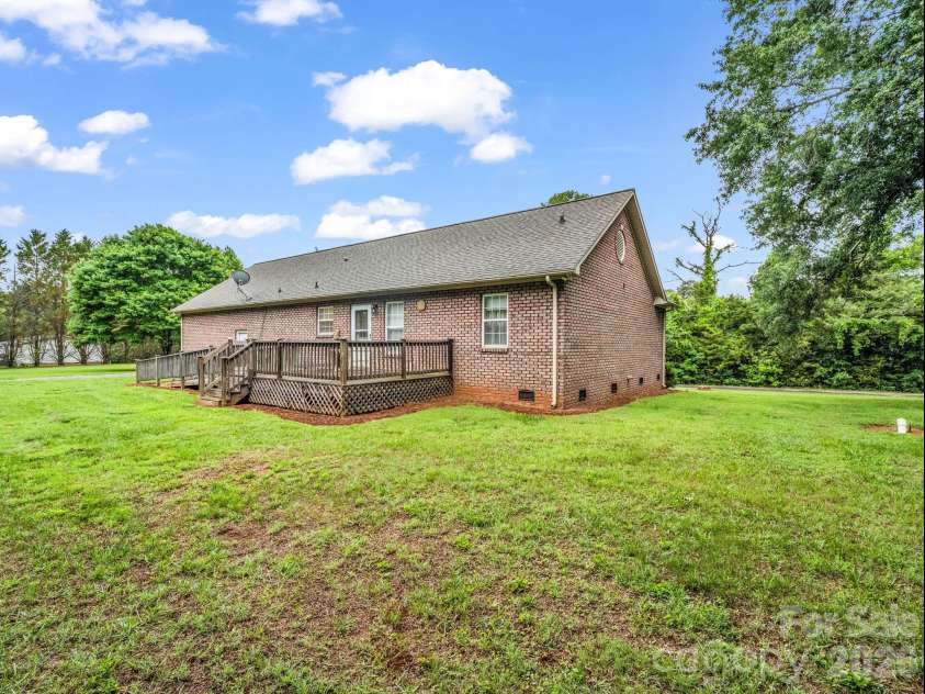 153 Rosey Lane, Rutherfordton, NC 28139.  MLS# CAR4388900, YatesRealty ID 28806. 