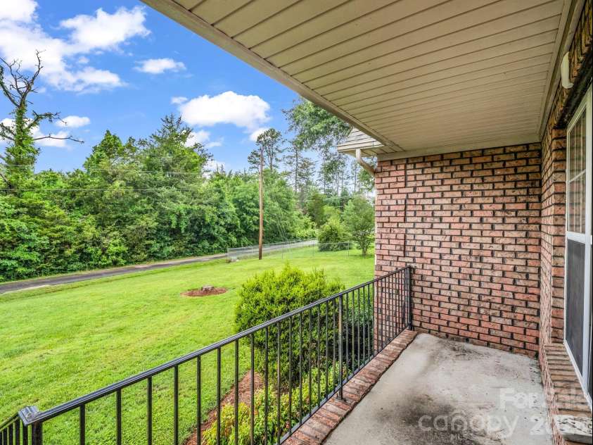153 Rosey Lane, Rutherfordton, NC 28139.  MLS# CAR4388900, YatesRealty ID 28806. 