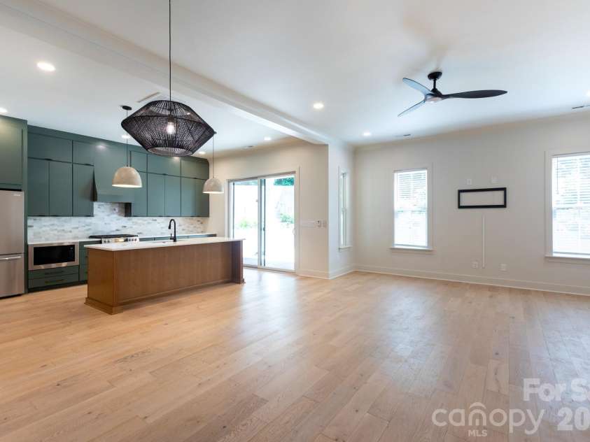 1602 Herrin Avenue, Charlotte, NC 28205.  MLS# CAR4388527, YatesRealty ID 28808. 