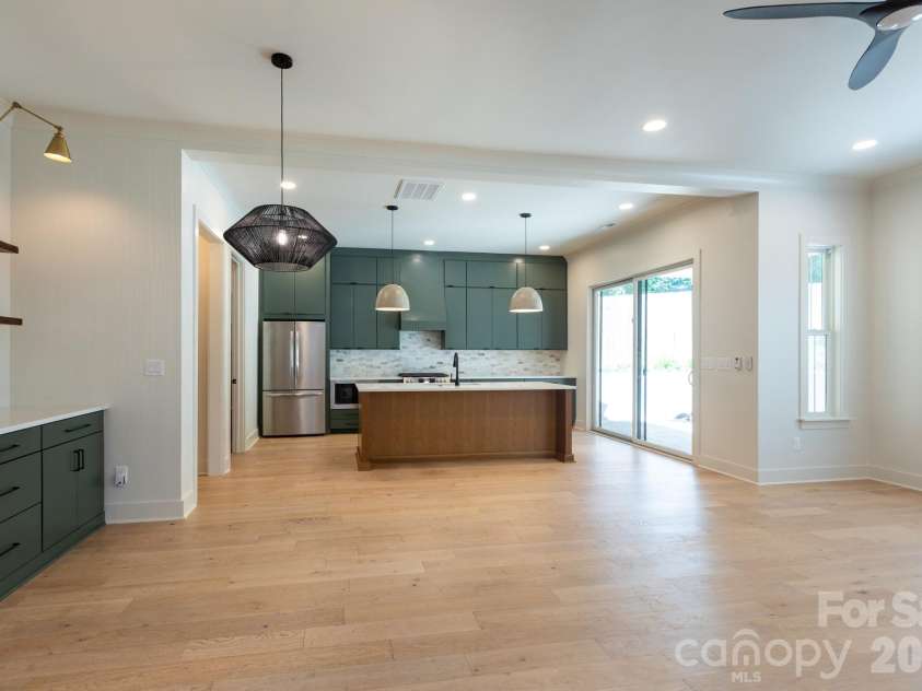 1602 Herrin Avenue, Charlotte, NC 28205.  MLS# CAR4388527, YatesRealty ID 28808. 