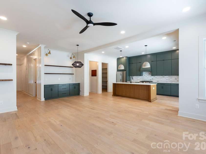 1602 Herrin Avenue, Charlotte, NC 28205.  MLS# CAR4388527, YatesRealty ID 28808. 