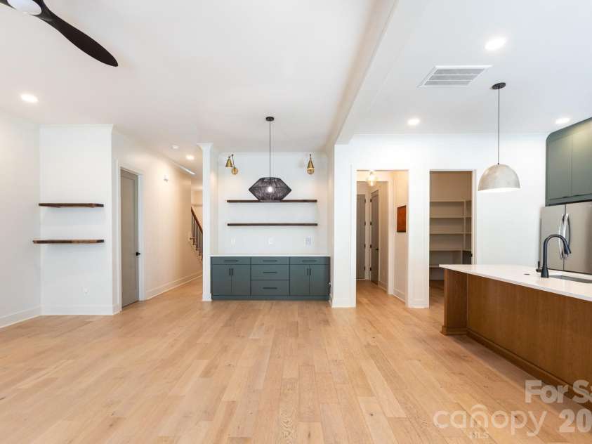 1602 Herrin Avenue, Charlotte, NC 28205.  MLS# CAR4388527, YatesRealty ID 28808. 
