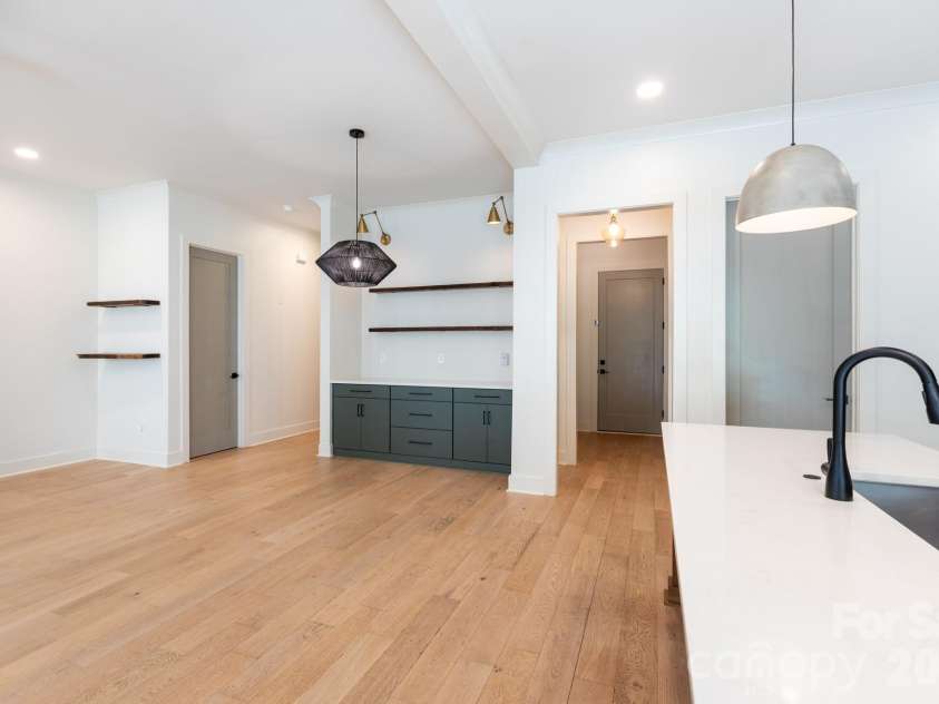 1602 Herrin Avenue, Charlotte, NC 28205.  MLS# CAR4388527, YatesRealty ID 28808. 