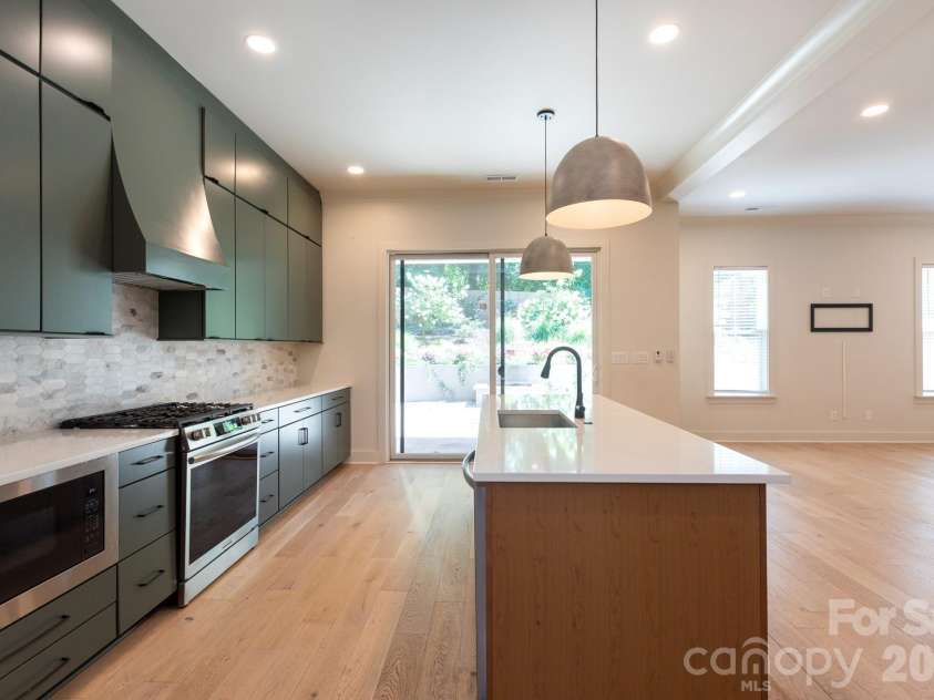 1602 Herrin Avenue, Charlotte, NC 28205.  MLS# CAR4388527, YatesRealty ID 28808. 