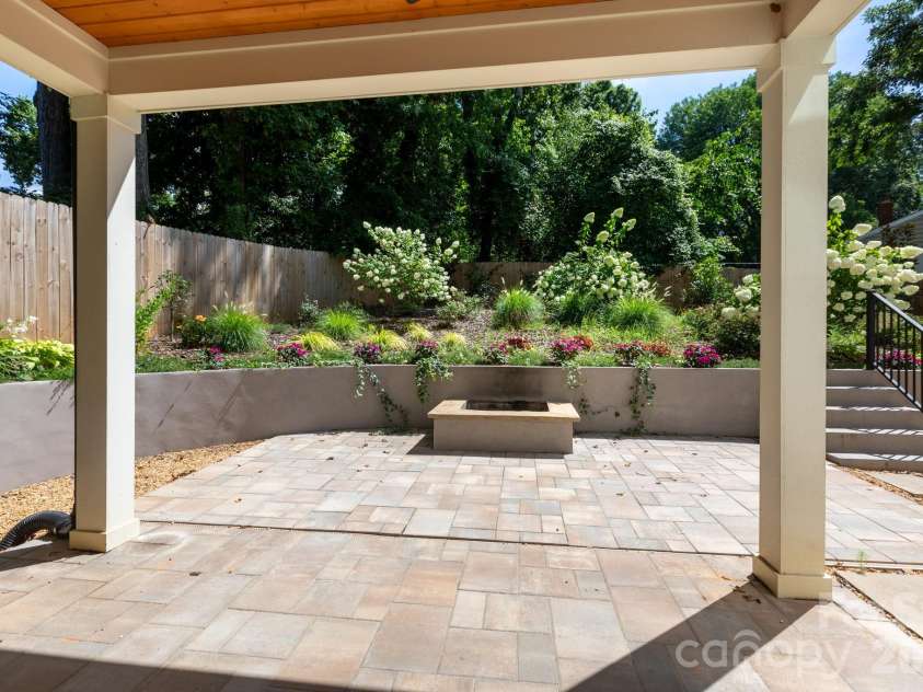 1602 Herrin Avenue, Charlotte, NC 28205.  MLS# CAR4388527, YatesRealty ID 28808. 