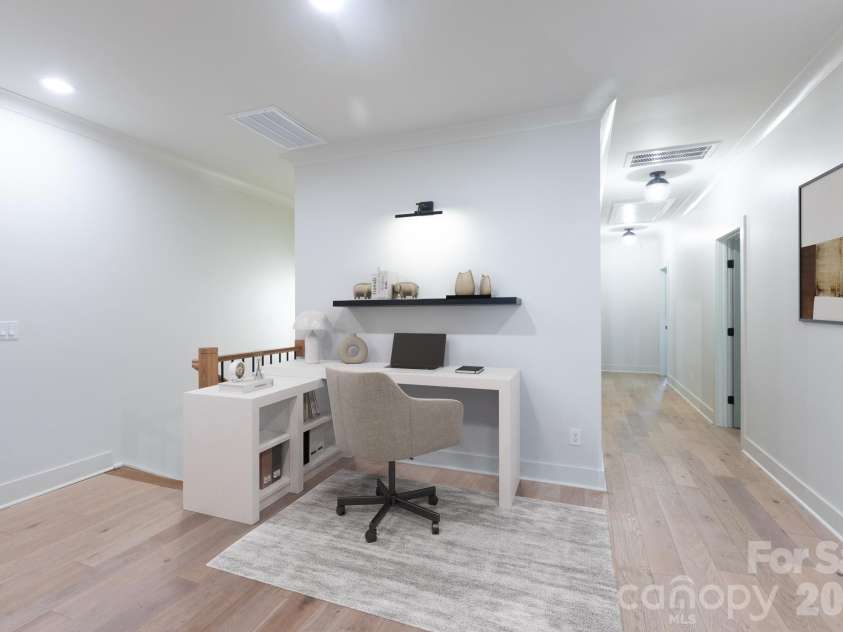 1602 Herrin Avenue, Charlotte, NC 28205.  MLS# CAR4416341, YatesRealty ID 28808. Loft area