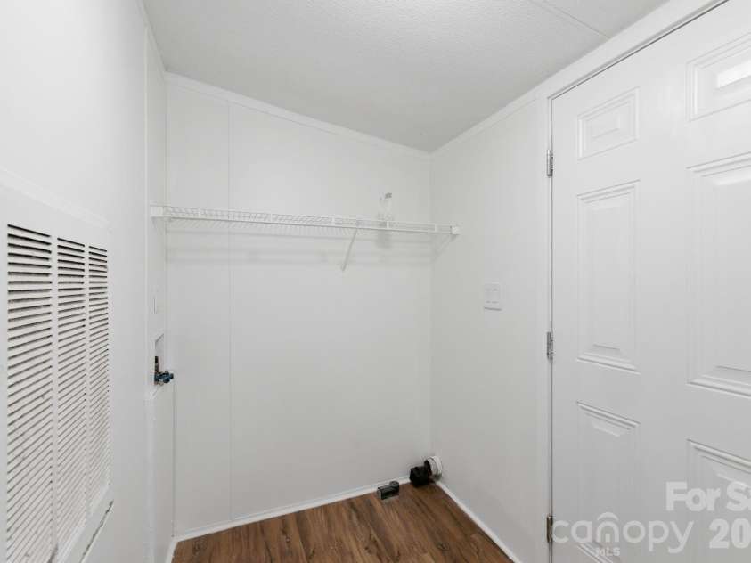 1509 Leonards Fork Church Road, Lincolnton, NC 28092.  MLS# CAR4381605, YatesRealty ID 28809. Laundry room
