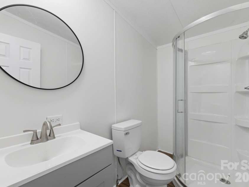 1509 Leonards Fork Church Road, Lincolnton, NC 28092.  MLS# CAR4381605, YatesRealty ID 28809. Secondary bathroom