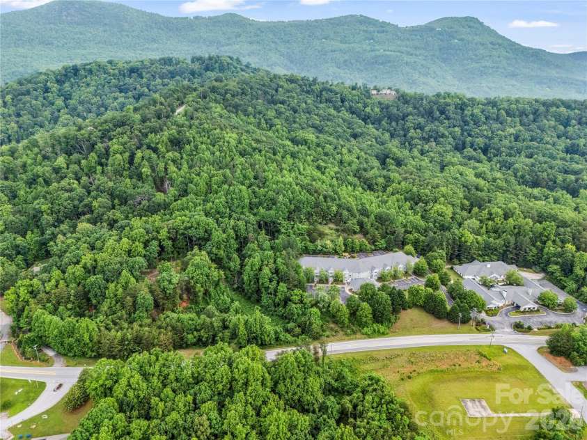 200 Little Wings Mountain Road, Columbus, NC 28722.  MLS# CAR4289310, YatesRealty ID 2881. Drone Footage