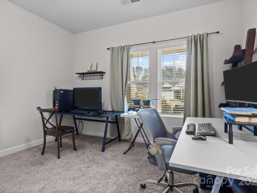 8932 Pennegrove Circle, Charlotte, NC 28214.  MLS# CAR4212825, YatesRealty ID 2881. 