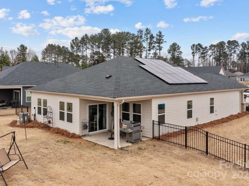 8932 Pennegrove Circle, Charlotte, NC 28214.  MLS# CAR4212825, YatesRealty ID 2881. 