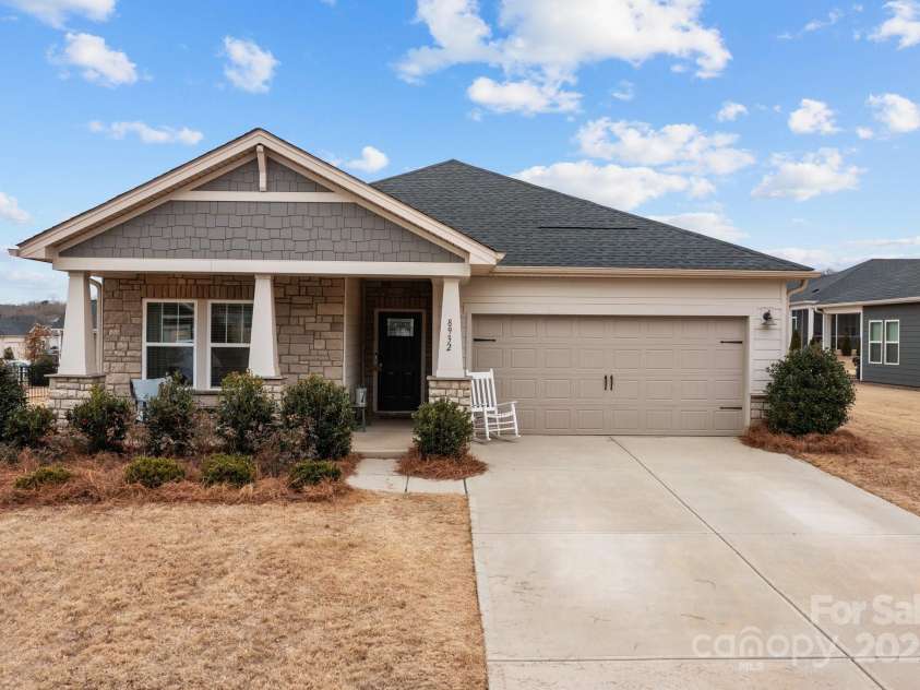 8932 Pennegrove Circle, Charlotte, NC 28214.  MLS# CAR4212825, YatesRealty ID 2881. 