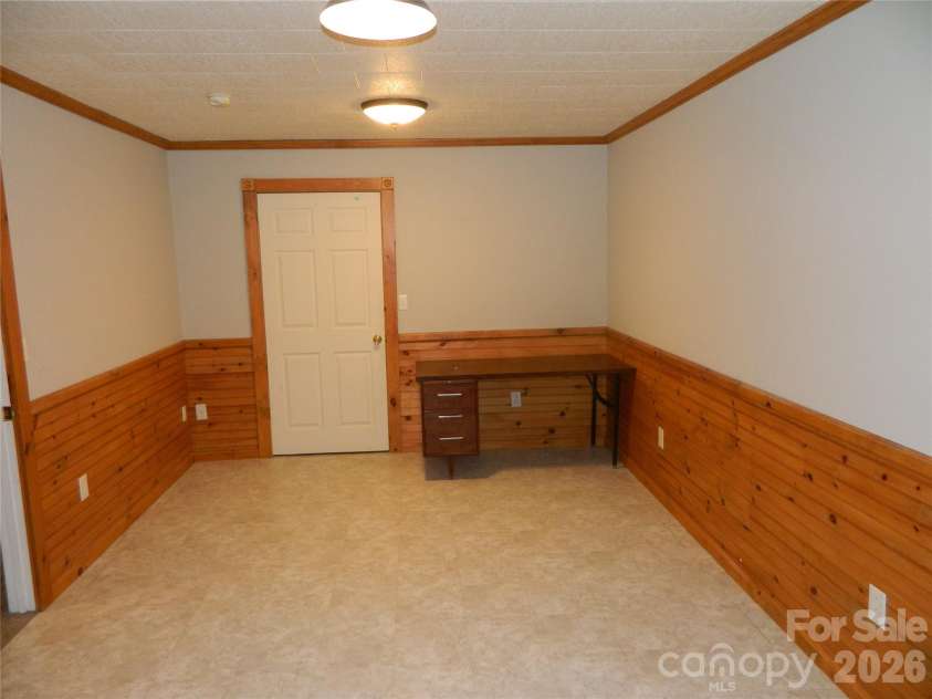 5320 Eider Lane, Granite Falls, NC 28630.  MLS# CAR4352899, YatesRealty ID 28811. 