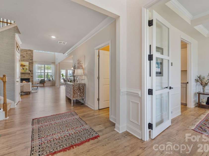 2111 Lapalma Trace, Lake Wylie, SC 29710.  MLS# CAR4363175, YatesRealty ID 28812. 