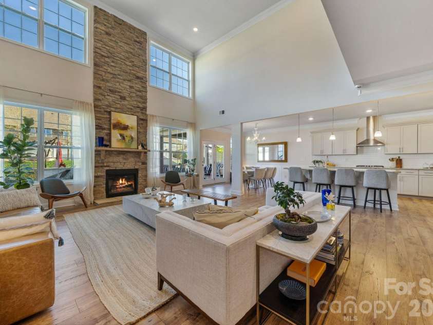 2111 Lapalma Trace, Lake Wylie, SC 29710.  MLS# CAR4363175, YatesRealty ID 28812. 