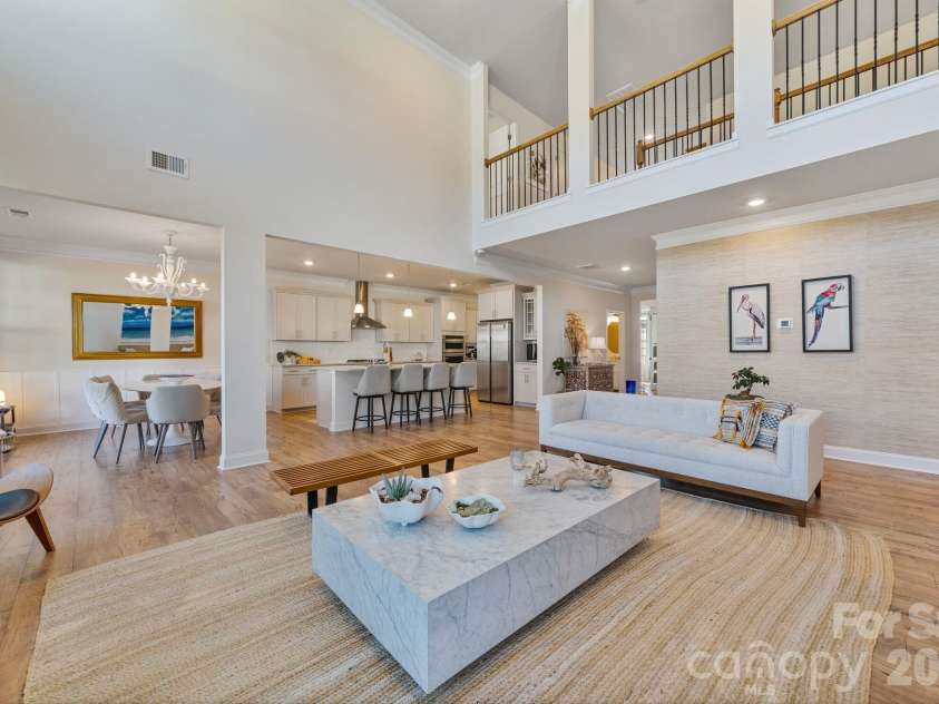2111 Lapalma Trace, Lake Wylie, SC 29710.  MLS# CAR4363175, YatesRealty ID 28812. 