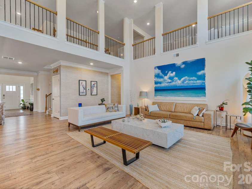 2111 Lapalma Trace, Lake Wylie, SC 29710.  MLS# CAR4363175, YatesRealty ID 28812. 