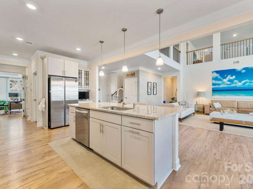 2111 Lapalma Trace, Lake Wylie, SC 29710.  MLS# CAR4363175, YatesRealty ID 28812. 