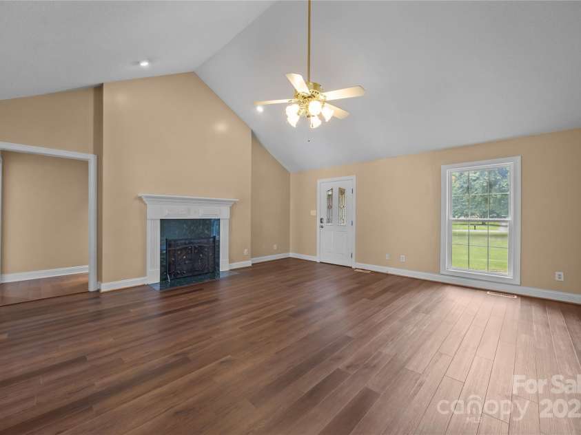 4116 Hoodridge Lane, Mint Hill, NC 28227.  MLS# CAR4280789, YatesRealty ID 28812. 