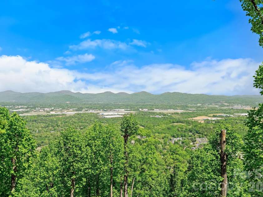 115 Chestnut Ridge Road, Mills River, NC 28759.  MLS# CAR4374970, YatesRealty ID 28813. 
