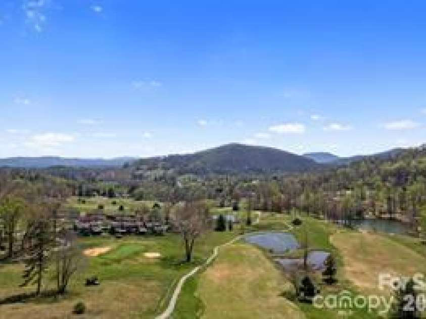 115 Chestnut Ridge Road, Mills River, NC 28759.  MLS# CAR4374970, YatesRealty ID 28813. Community Golf Course
