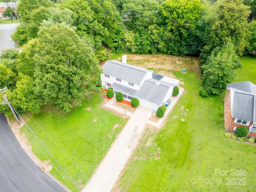 1728 Colony Road, Salisbury, NC 28144.  MLS# CAR4271934, YatesRealty ID 28813. 