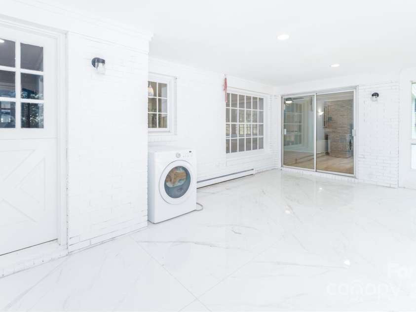 1728 Colony Road, Salisbury, NC 28144.  MLS# CAR4271934, YatesRealty ID 28813. 