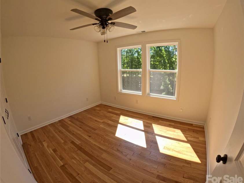 32 Star Drive, Marion, NC 28752.  MLS# CAR4390028, YatesRealty ID 28814. 