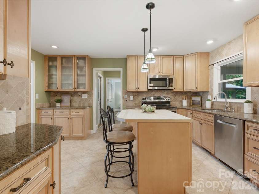 1938 Candlewick Drive, Fort Mill, SC 29715.  MLS# CAR4384075, YatesRealty ID 28815. 