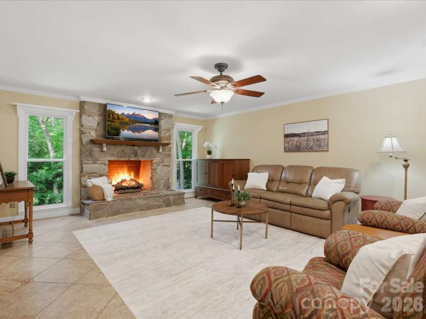 1938 Candlewick Drive, Fort Mill, SC 29715.  MLS# CAR4384075, YatesRealty ID 28815. 