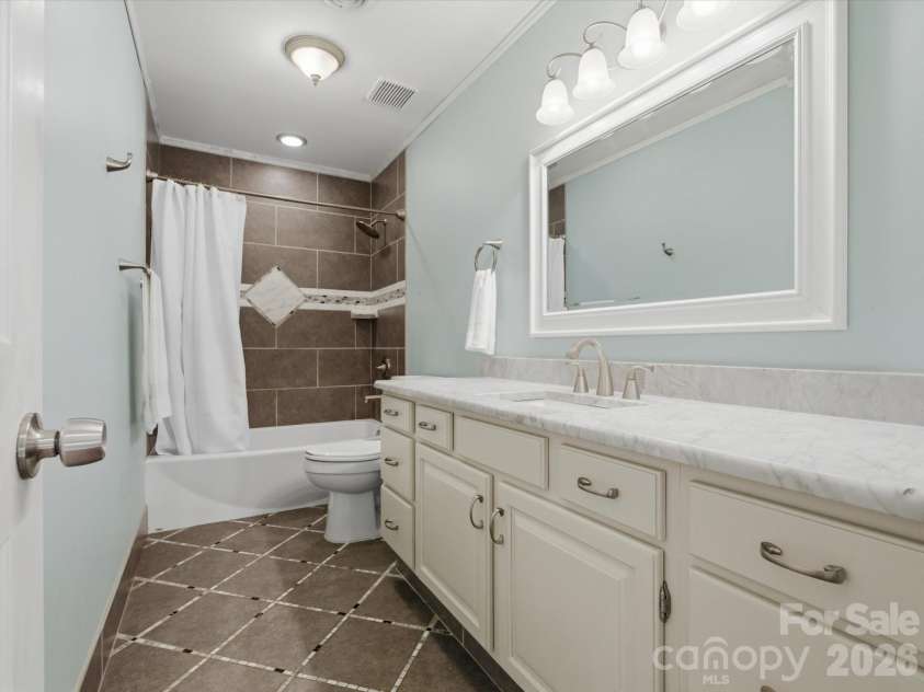 1938 Candlewick Drive, Fort Mill, SC 29715.  MLS# CAR4384075, YatesRealty ID 28815. 