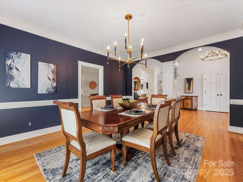 3324 Meadow Bluff Drive, Charlotte, NC 28226.  MLS# CAR4284897, YatesRealty ID 28815. 