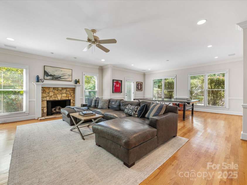 3324 Meadow Bluff Drive, Charlotte, NC 28226.  MLS# CAR4284897, YatesRealty ID 28815. 