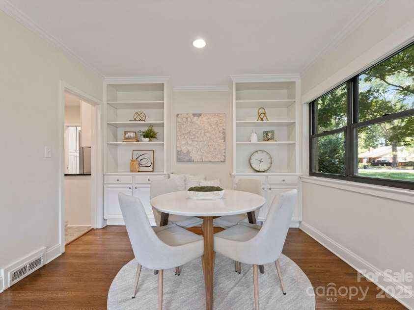 1120 Guilford Road, Charlotte, NC 28209.  MLS# CAR4284031, YatesRealty ID 28816. Dining Area