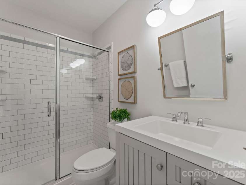 1120 Guilford Road, Charlotte, NC 28209.  MLS# CAR4284031, YatesRealty ID 28816. Primary Bathroom