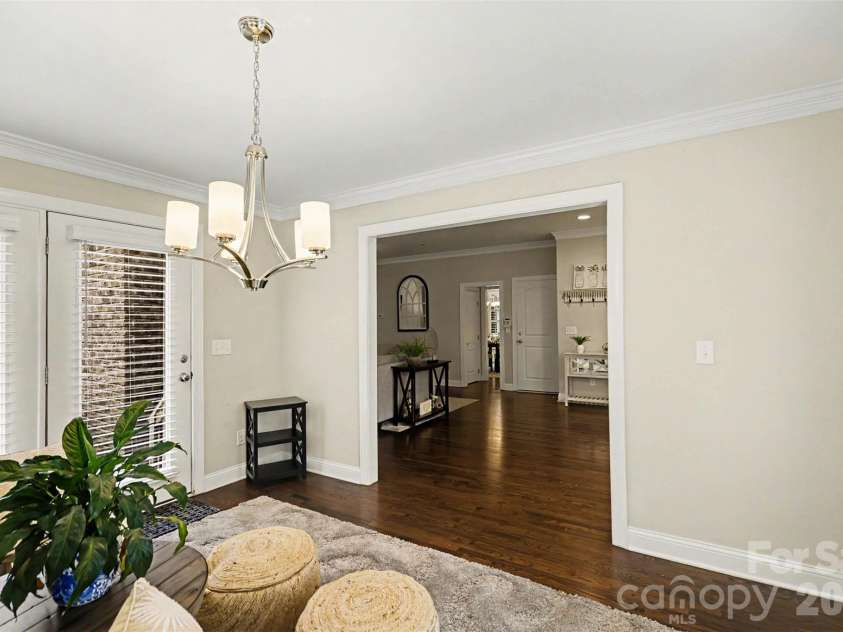 16524 Crosshaven Drive, Charlotte, NC 28278.  MLS# CAR4388535, YatesRealty ID 28816. 