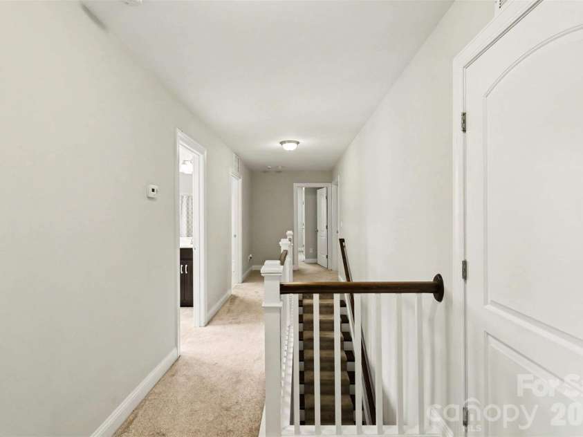 16524 Crosshaven Drive, Charlotte, NC 28278.  MLS# CAR4388535, YatesRealty ID 28816. 