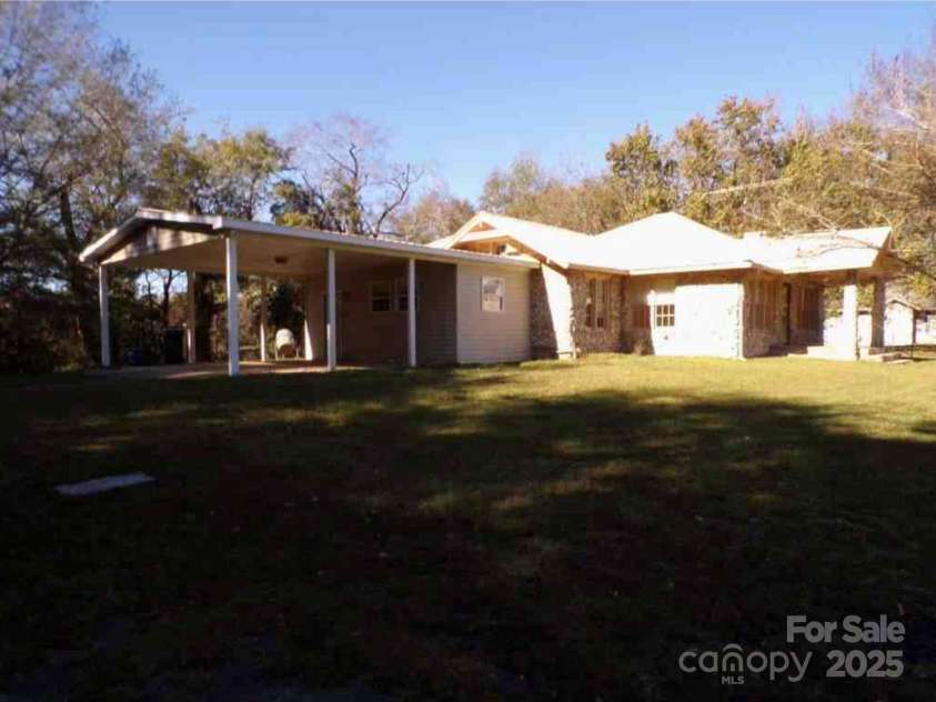 3929 Timrod Road, Bethune, SC 29009.  MLS# CAR4285696, YatesRealty ID 28817. 