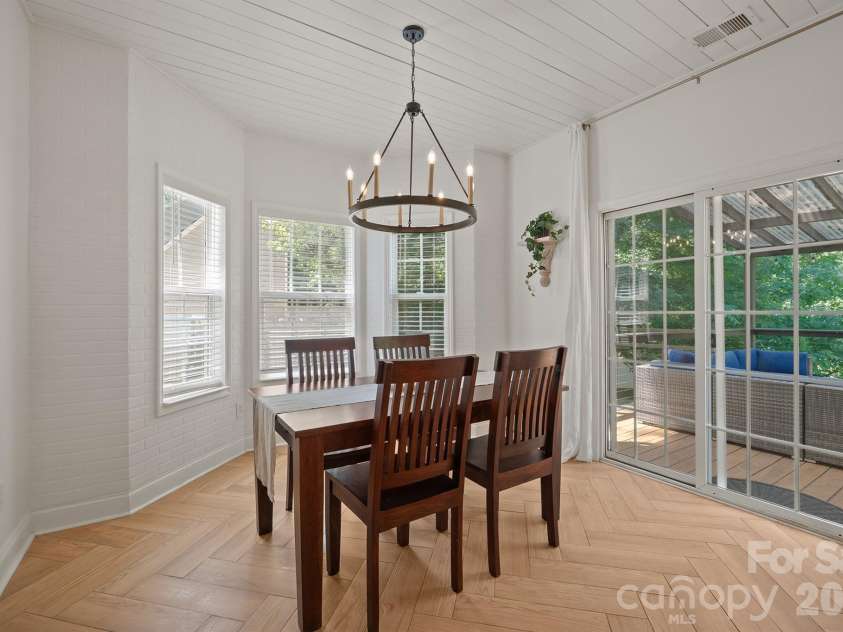 9027 Leah Meadow Lane, Charlotte, NC 28227.  MLS# CAR4384401, YatesRealty ID 28817. 