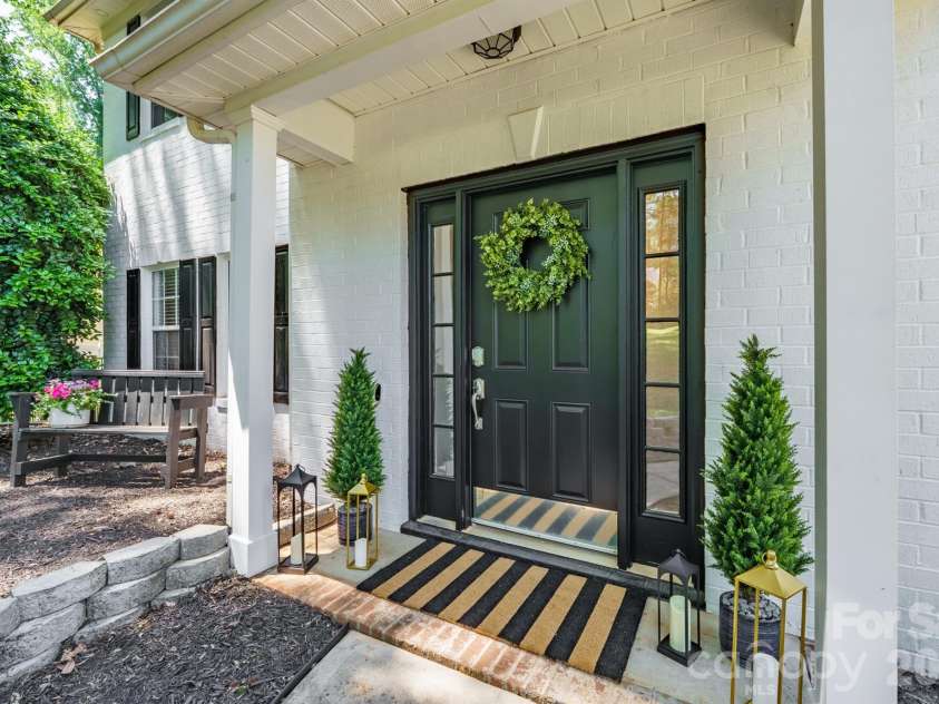 9027 Leah Meadow Lane, Charlotte, NC 28227.  MLS# CAR4384401, YatesRealty ID 28817. 
