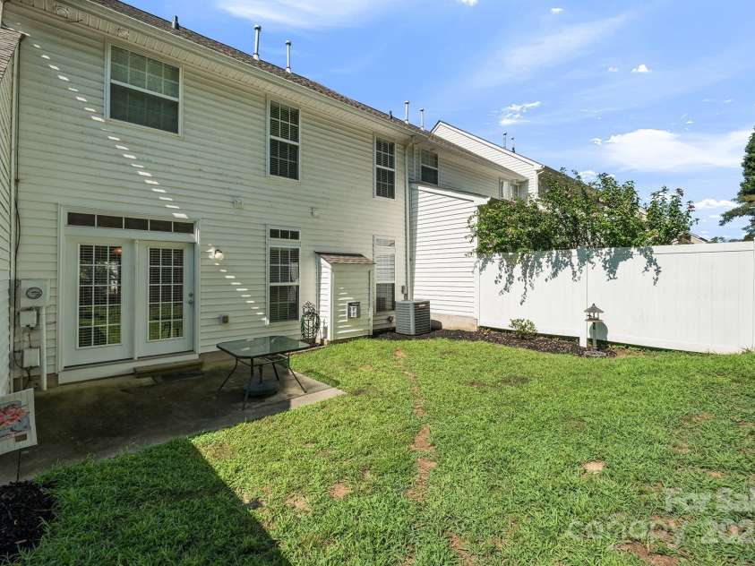 140 Arcadian Way, Mooresville, NC 28117.  MLS# CAR4225462, YatesRealty ID 2882. 