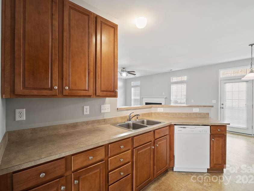 140 Arcadian Way, Mooresville, NC 28117.  MLS# CAR4225462, YatesRealty ID 2882. 